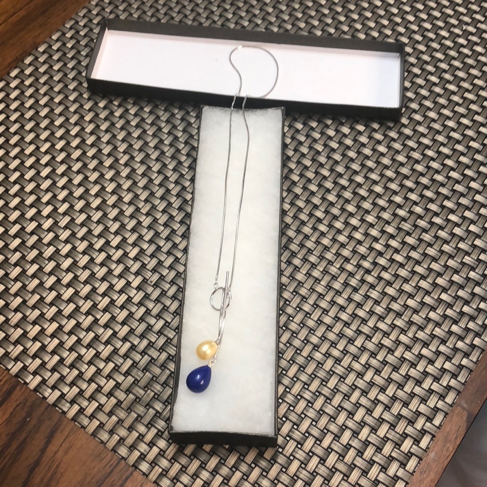 GRATIA PEARL 8”LONG SILVER WITH BLUE&GOLD PEARLS